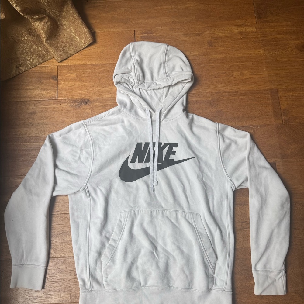 Nike Men's Hoodie in White with Black Logo